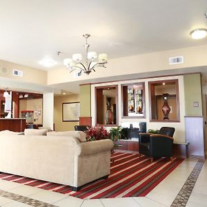 Ramada By Wyndham Fresno Northwest